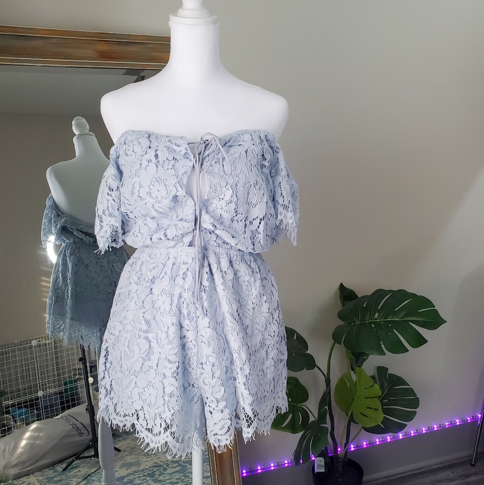 TOBI Periwinkle OffShoulder Floral Lace Tie Romper